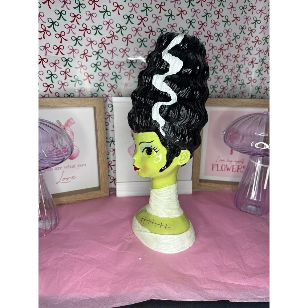 Bride Of Frankenstein Bust